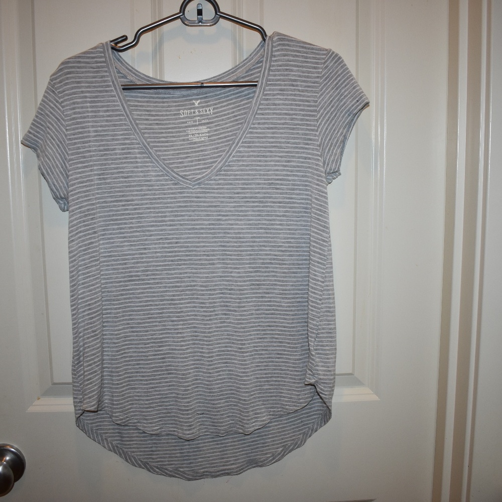 striped v neck shirt